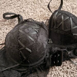 SHEIN Black Lace Strappy Bra